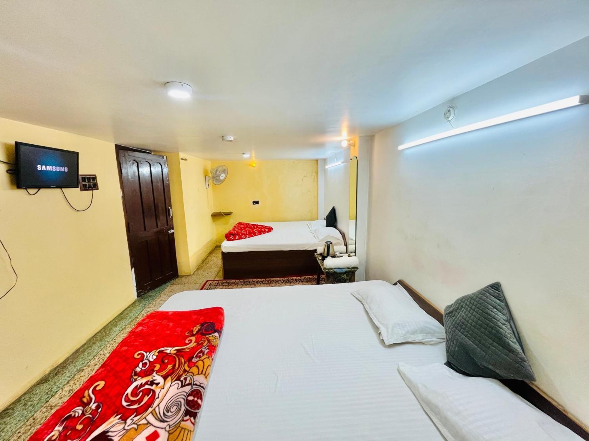 Ganga Guest House Varanasi Exterior foto